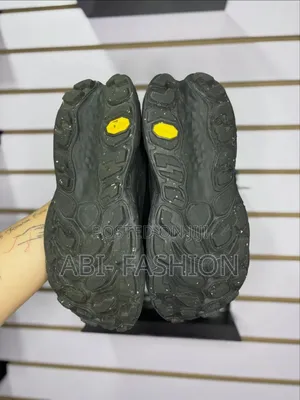 New Balance Fresh Foam X More Trail V3 "Triple Black