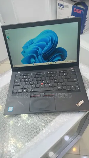 New Laptop Lenovo ThinkPad T470s 8GB Intel Core i5 SSD 256GB