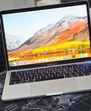 New Laptop Apple MacBook Pro 2019 16GB Intel Core i7 SSD 256GB