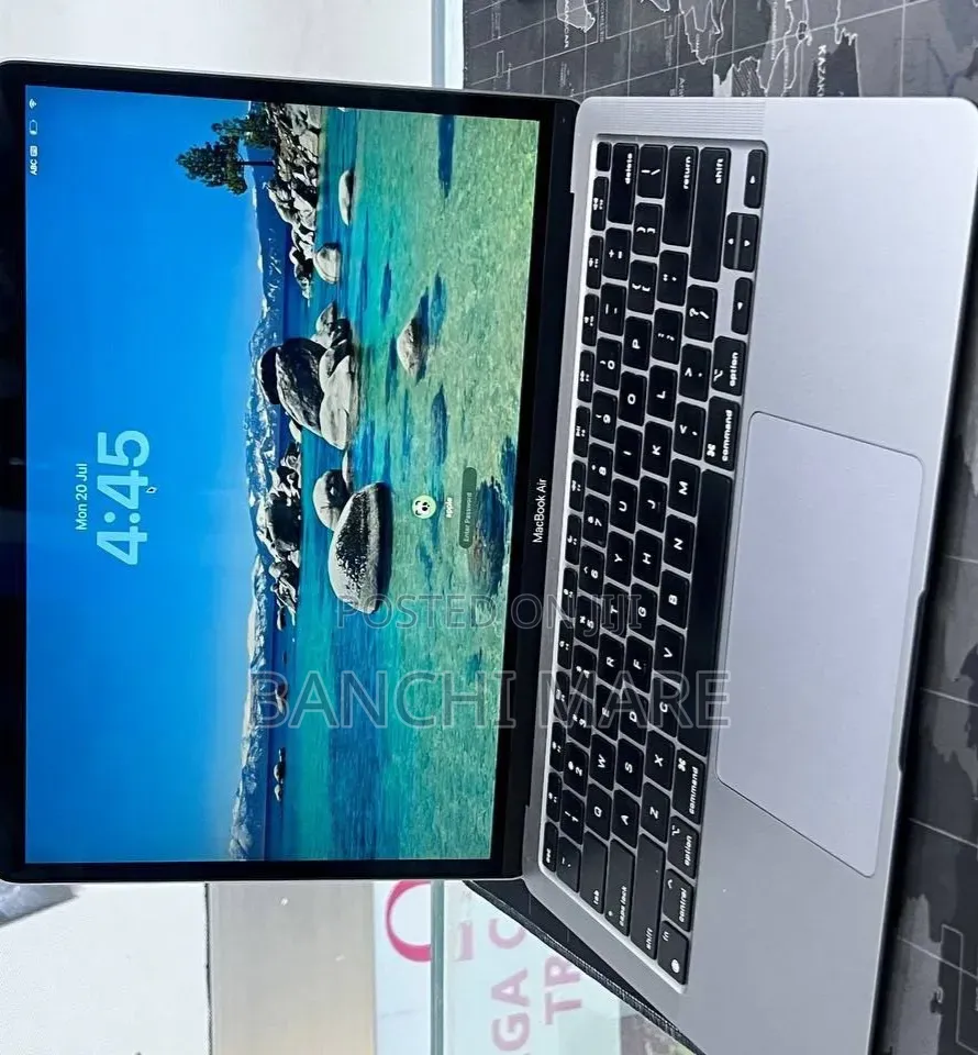 New Laptop Apple MacBook Air 2020 M1 16GB Apple M1 SSD 256GB