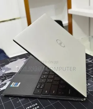 New Laptop Dell XPS 13 16GB Intel Core i7 SSD 512GB