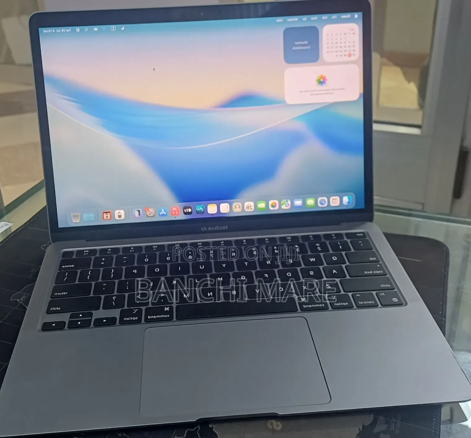 New Laptop Apple MacBook Air 2020 M1 8GB Apple M1 SSD 256GB