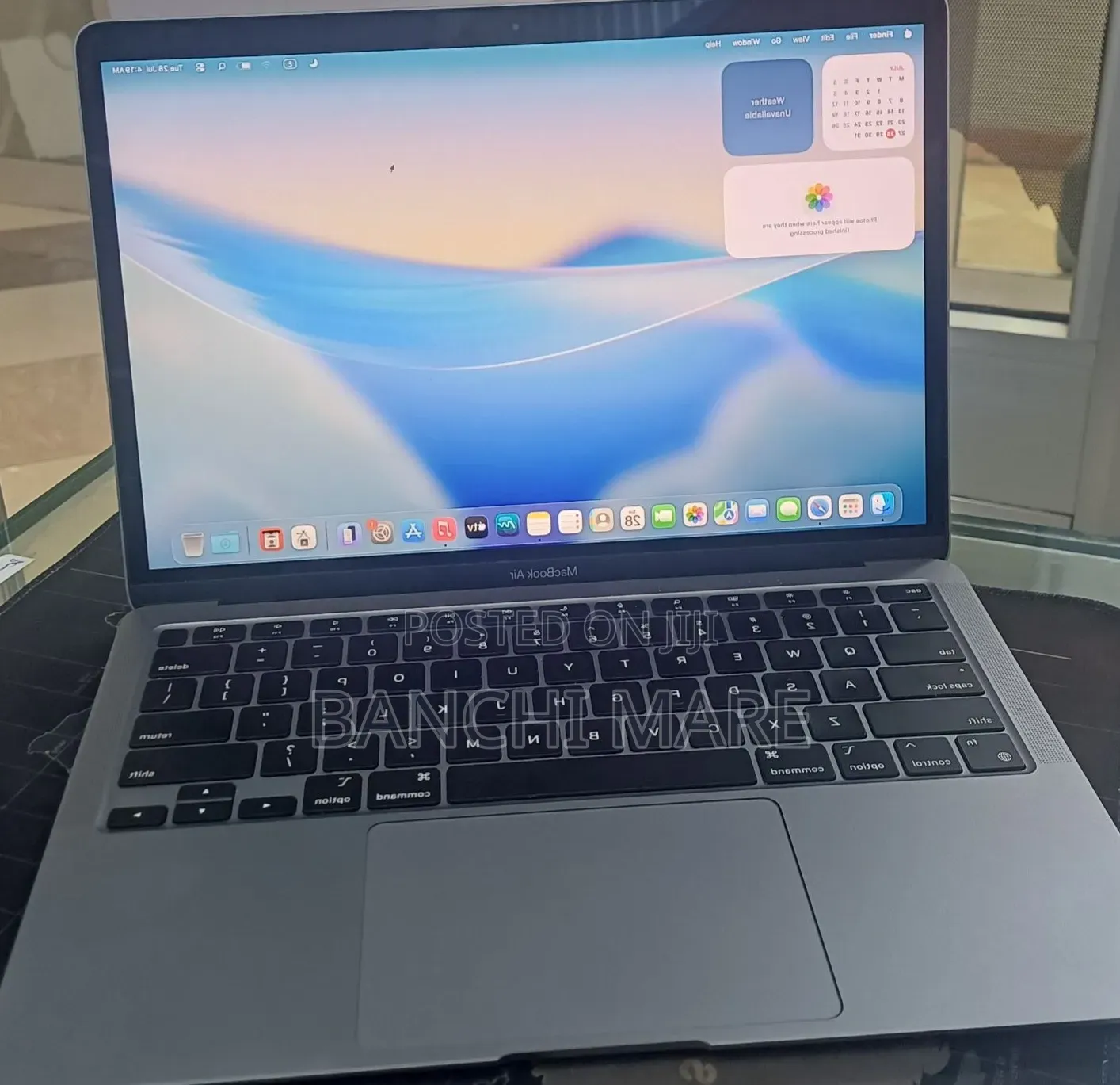 New Laptop Apple MacBook Air 2020 M1 8GB Apple M1 SSD 256GB