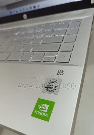 New Laptop HP Pavilion 15 8GB Intel Core i5 SSD 512GB