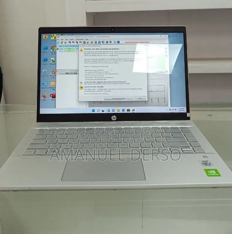 New Laptop HP Pavilion 15 8GB Intel Core i5 SSD 512GB