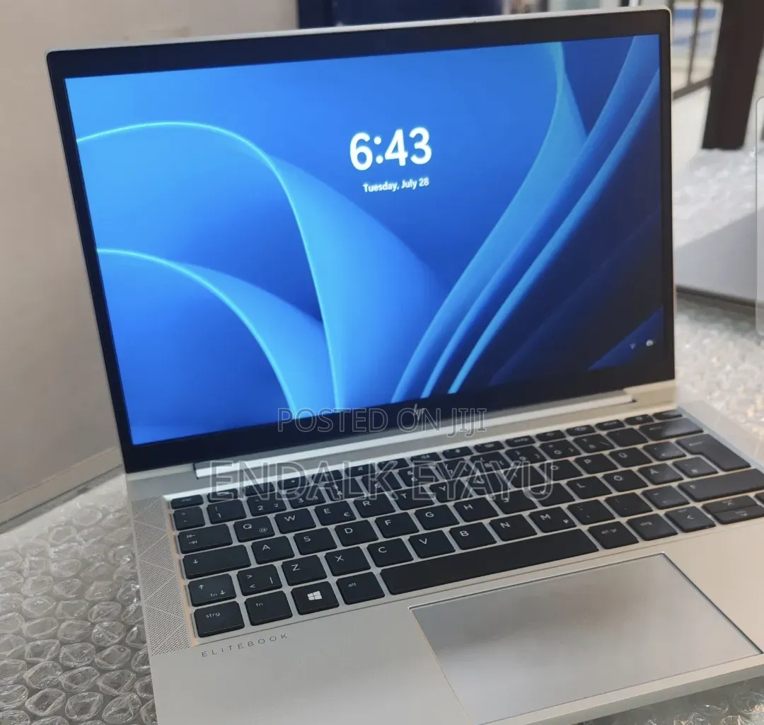 New Laptop HP EliteBook 835 G7 16GB AMD Ryzen 5 SSD 512GB