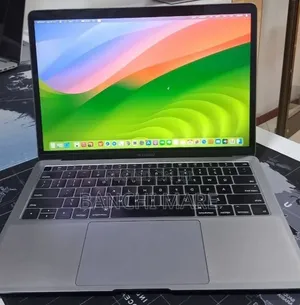 New Laptop Apple MacBook Air 2019 8GB Intel Core i5 SSD 128GB