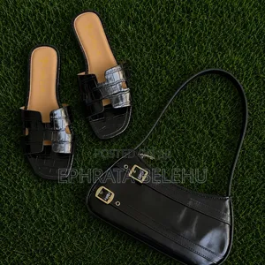 Women Flats