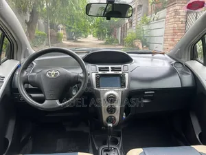 Toyota Yaris 2008 Silver