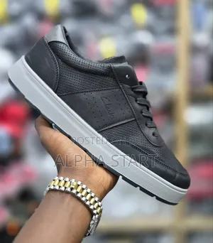 Clarks High Master Quality Sneakers for Man's 2 Color