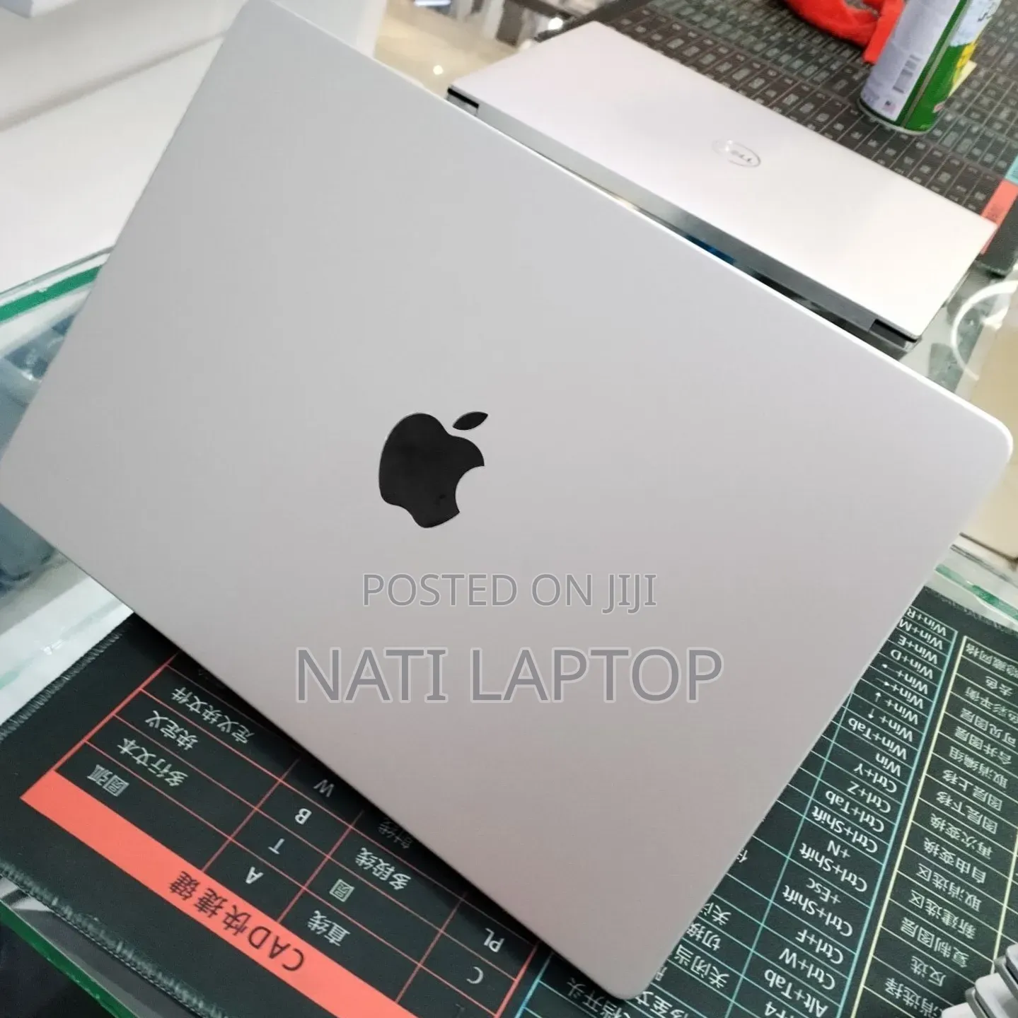 New Laptop Apple MacBook Pro 2025 M5 16GB Apple M5 Pro SSD 512GB