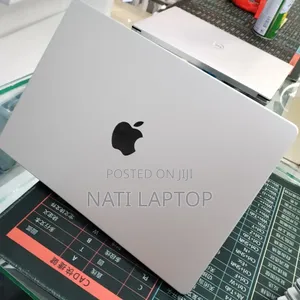 New Laptop Apple MacBook Pro 2025 M5 16GB Apple M5 Pro SSD 512GB