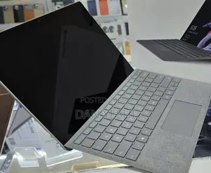 New Laptop Microsoft Surface Pro 8GB Intel Core i5 SSD 128GB