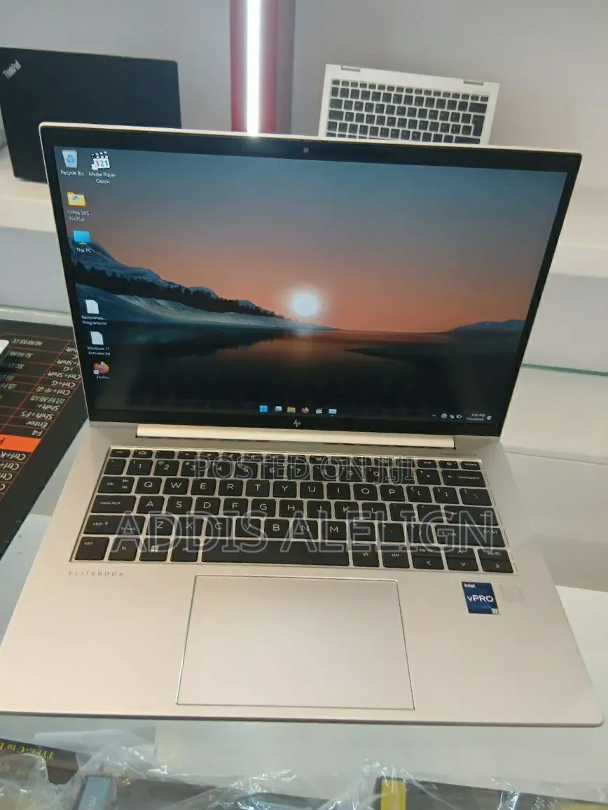 New Laptop HP EliteBook 840 16GB Intel Core i7 SSD 512GB