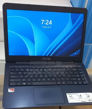New Laptop Asus 8GB AMD A8 SSD 256GB