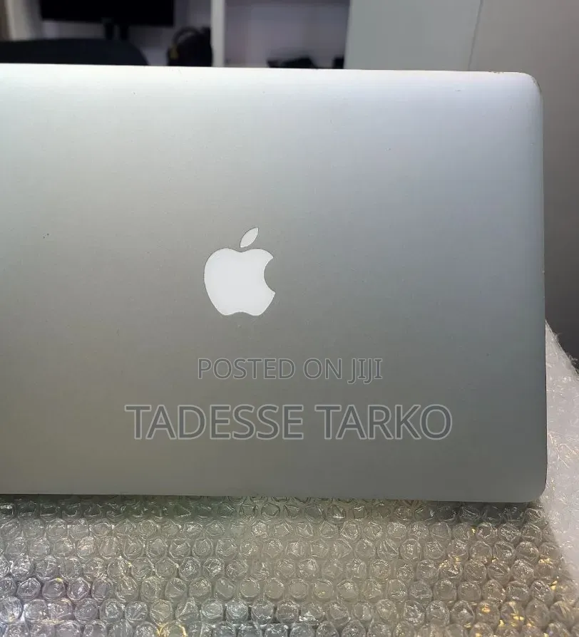 New Laptop Apple MacBook Air 2017 8GB Intel Core i5 SSD 128GB
