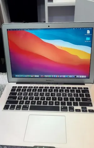 New Laptop Apple MacBook Air 2017 8GB Intel Core i5 SSD 128GB