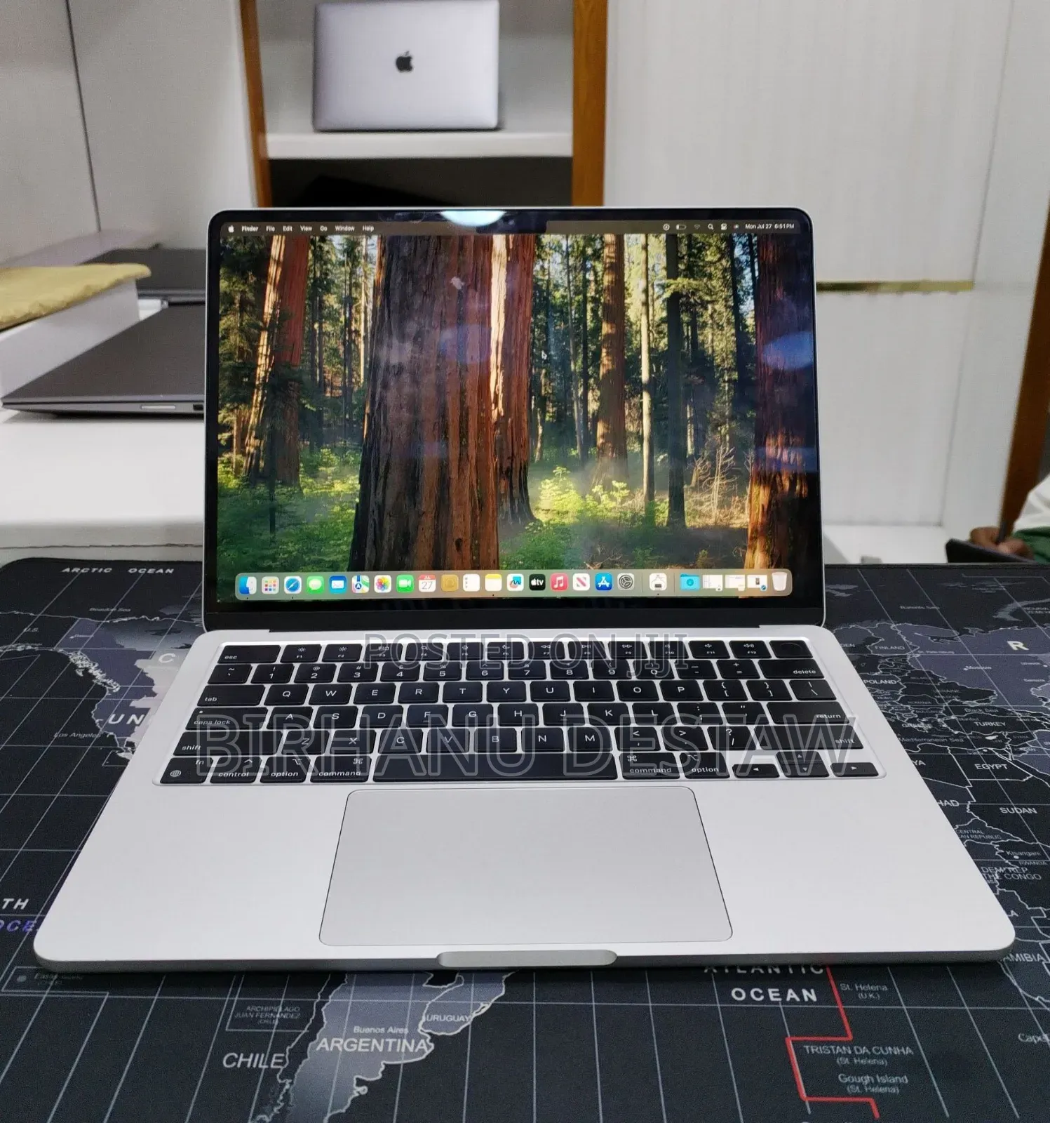 New Laptop Apple MacBook Air 2022 M2 8GB Apple M2 SSD 256GB