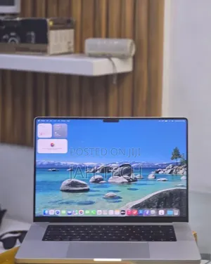 New Laptop Apple MacBook Pro 2021 M1 32GB Apple M1 Pro SSD 512GB