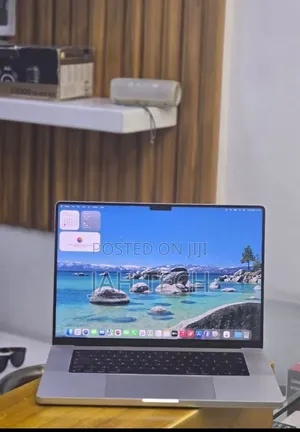 New Laptop Apple MacBook Pro 2021 M1 32GB Apple M1 Pro SSD 512GB