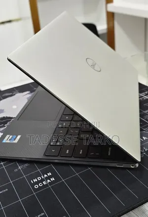 New Laptop Dell XPS 13 16GB Intel Core i7 SSD 512GB