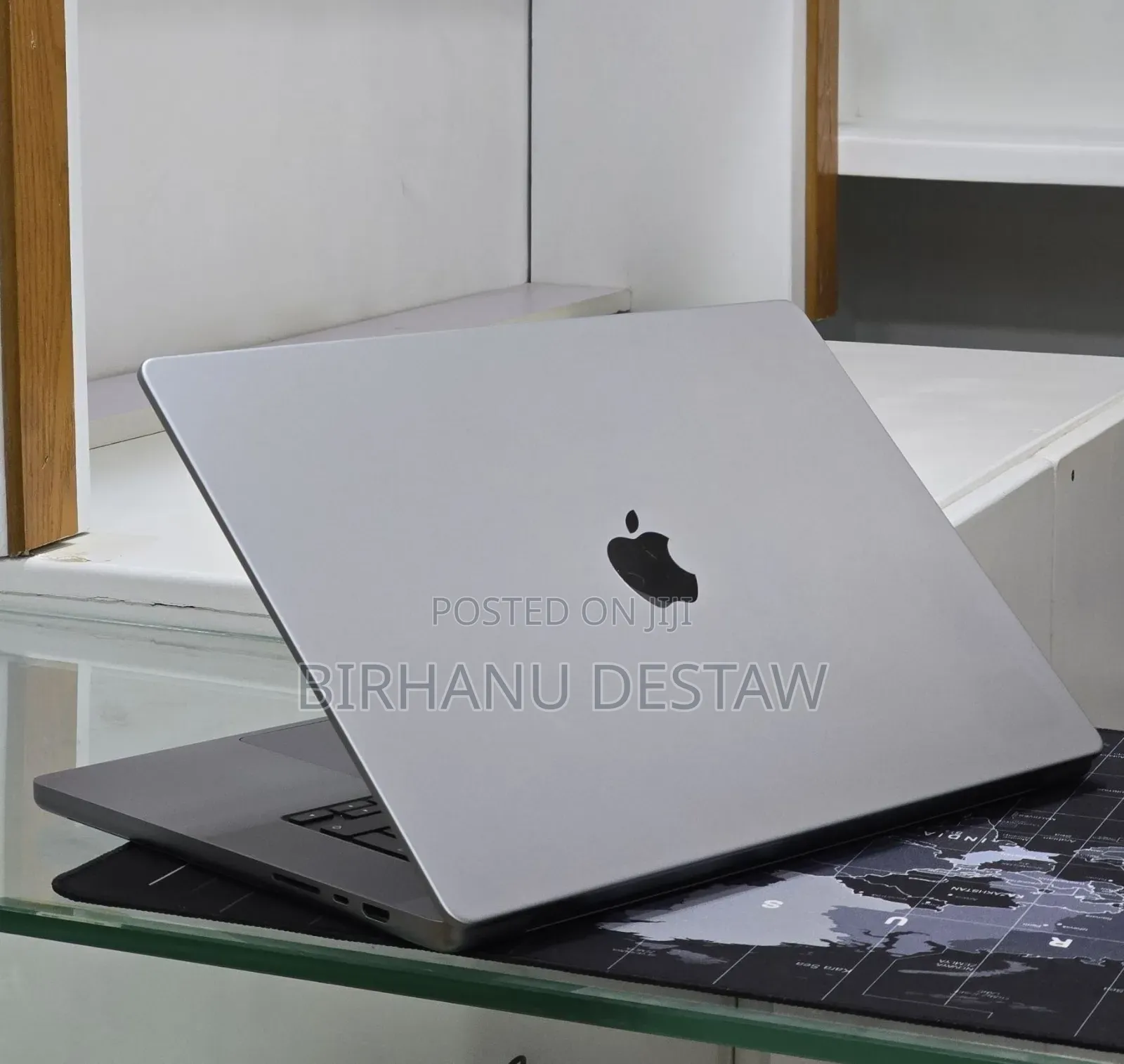 New Laptop Apple MacBook Pro 32GB Apple M1 Max SSD 1T
