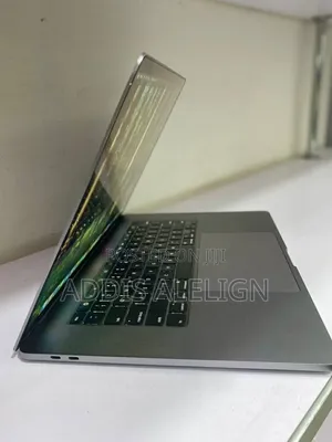 New Laptop Apple MacBook Pro 2019 16GB Intel Core i9 SSD 1T