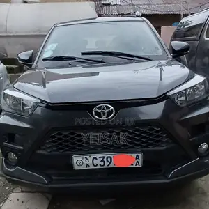 Toyota Raize 2022 Black