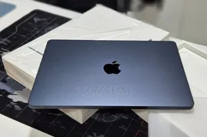 New Laptop Apple MacBook 8GB SSD 256GB