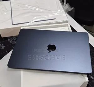 New Laptop Apple MacBook 8GB SSD 256GB