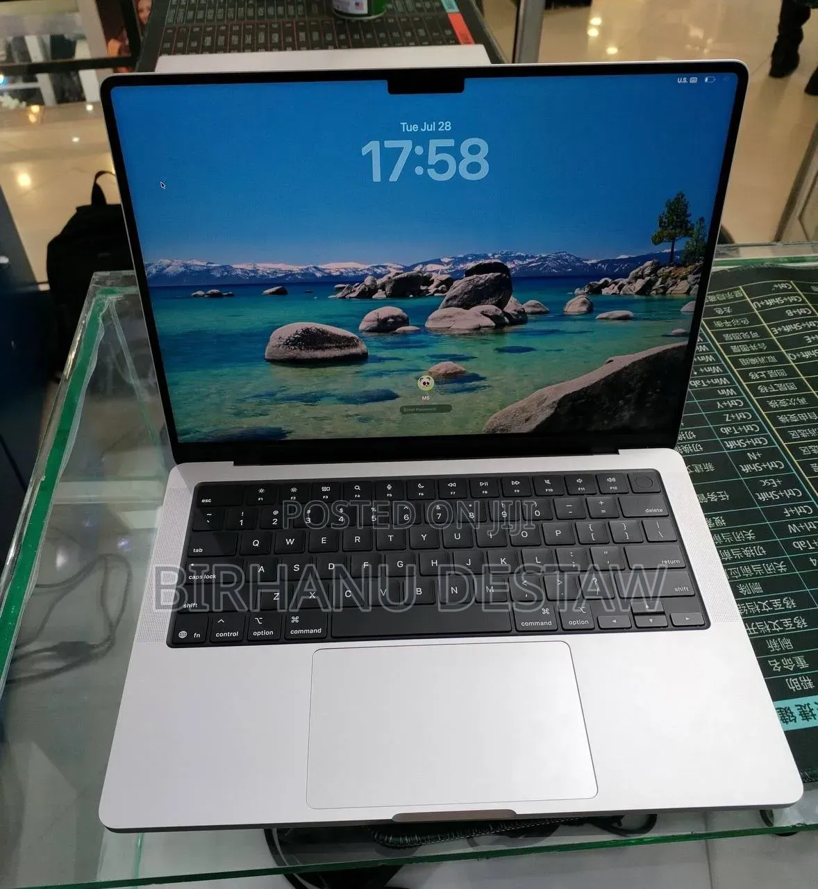 New Laptop Apple MacBook Pro 16GB Apple M5 Pro SSD 512GB
