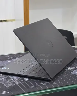 New Laptop Dell XPS 13 16GB Intel Core i7 SSD 512GB