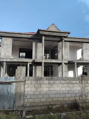 6bdrm Townhouse/Terrace in Roseta, Yeka for sale