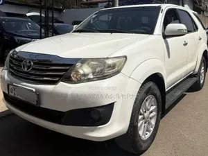 Toyota Fortuner 2012 White
