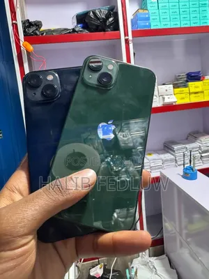New Apple iPhone 13 128 GB Green