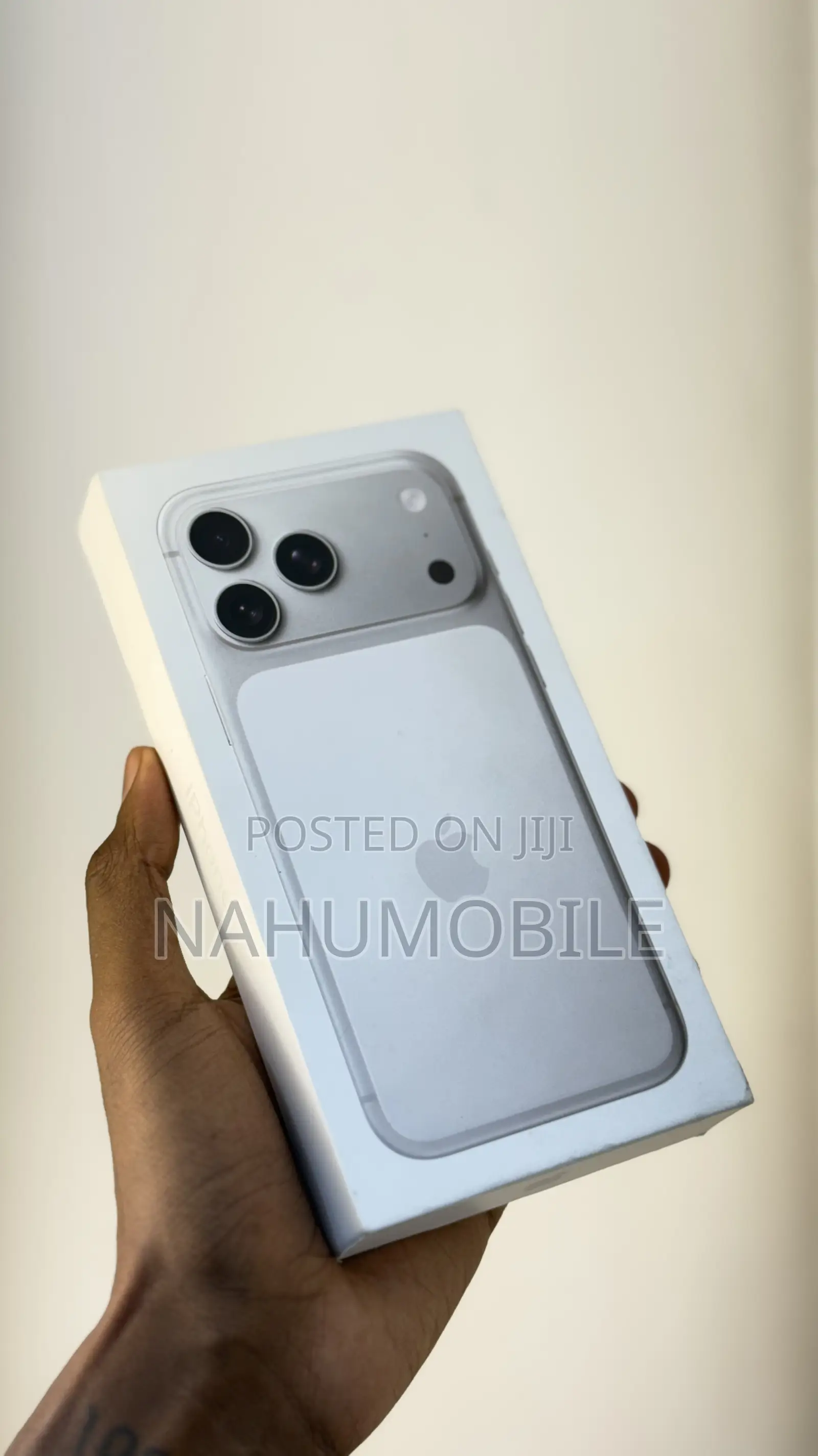 New Apple iPhone 17 Pro Max 256 GB White
