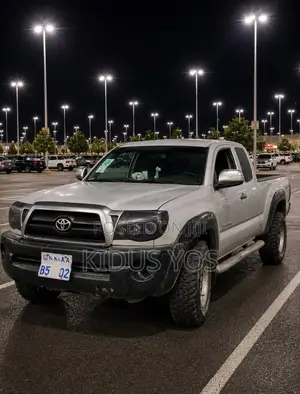 Toyota Tacoma 2008 White