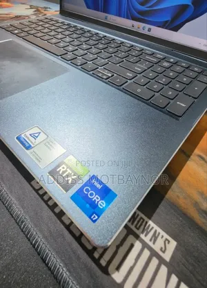 New Laptop Dell Inspiron 15 16GB Intel Core i7 SSD 512GB