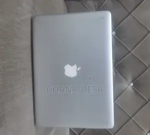 New Laptop Apple MacBook 2012 4GB Intel Core i5 HDD 320GB