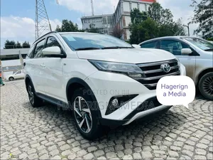 Toyota Rush 2021 White