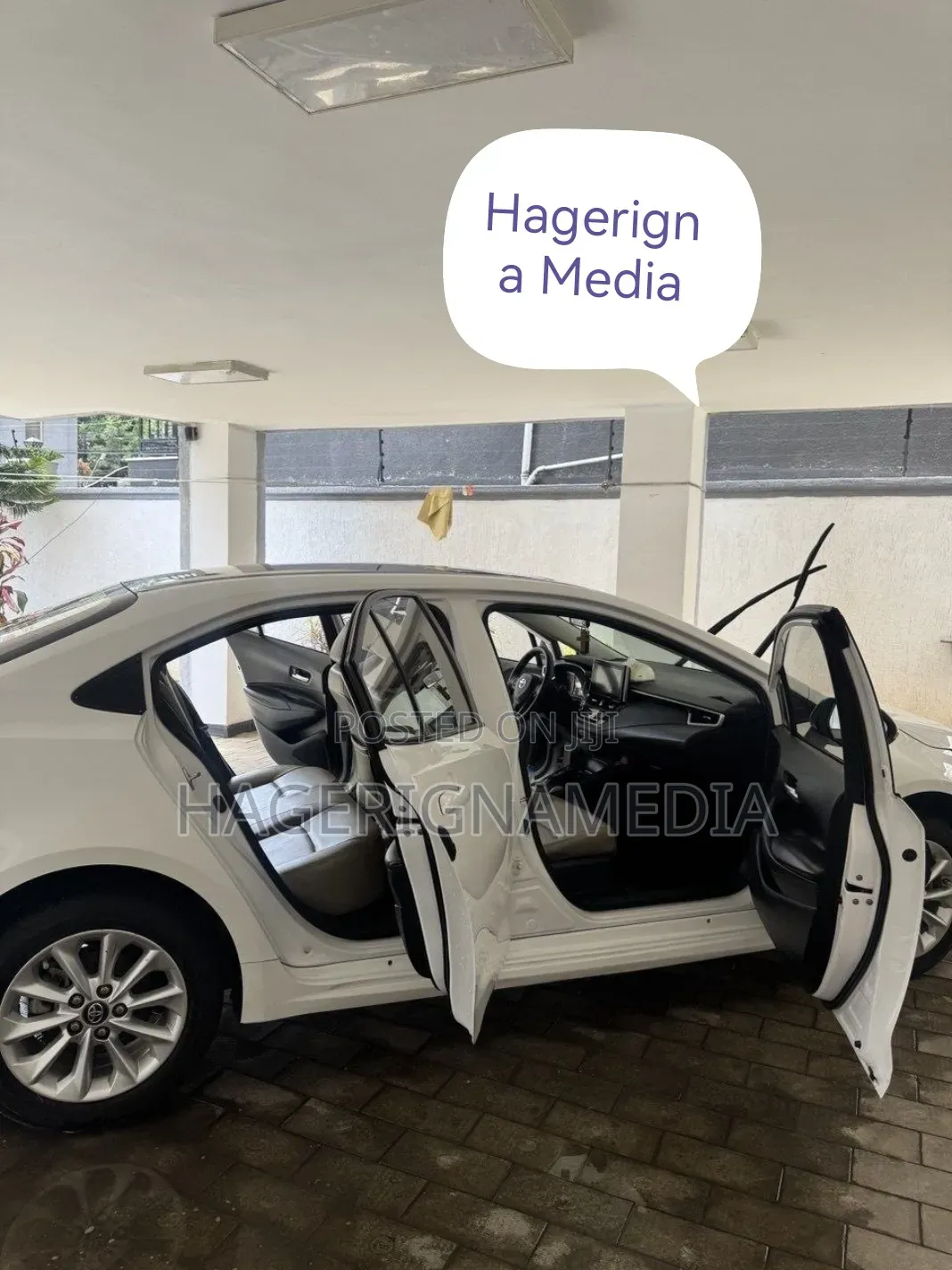 Toyota Corolla 2022 White