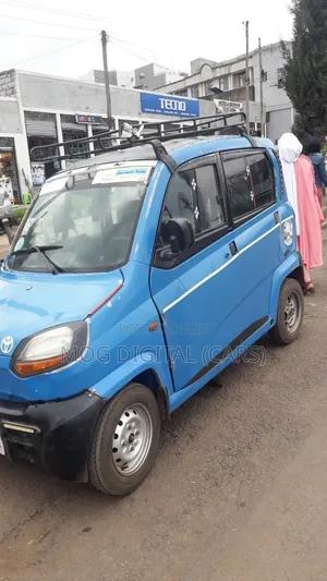 Bajaj Qute 2018 Blue