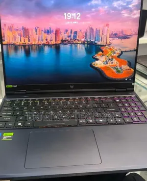 New Laptop Acer Predator Helios 300 16GB Intel Core Ultra 9 SSD 512GB