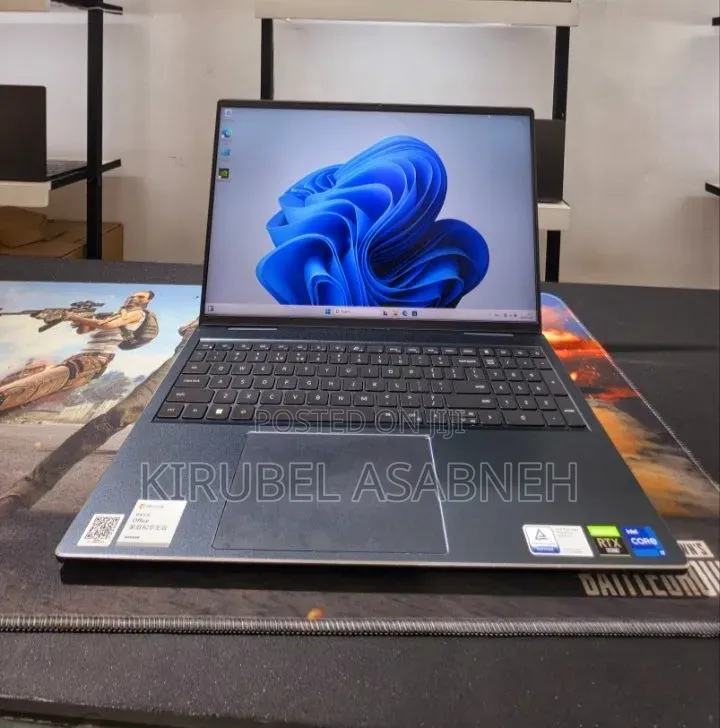 New Laptop Dell Inspiron 15 16GB Intel Core i7 SSD 512GB