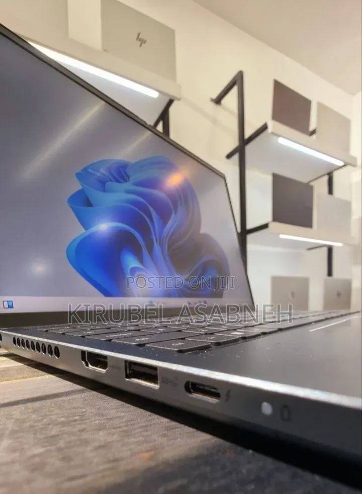 New Laptop Dell Inspiron 15 16GB Intel Core i7 SSD 512GB