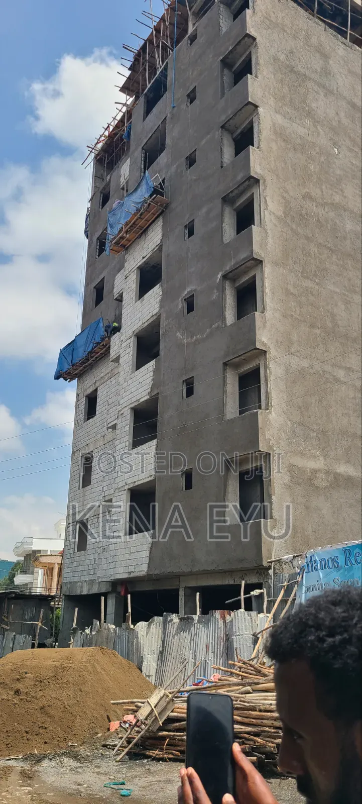 2bdrm Apartment in Yeka for sale