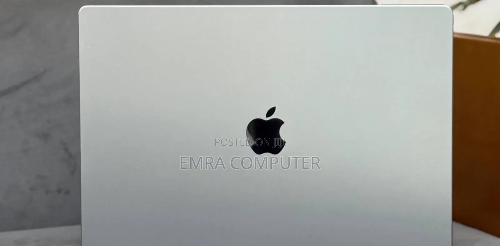 New Laptop Apple MacBook Pro 2021 M1 32GB Apple M1 Pro SSD 512GB