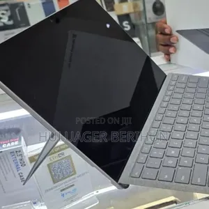 New Laptop Microsoft Surface Pro 8GB Intel Core i5 SSD 128GB