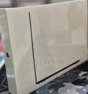 New Laptop Apple MacBook Air 2022 M2 8GB Apple M2 SSD 256GB