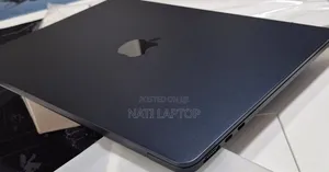 New Laptop Apple MacBook Air 2022 M2 8GB Apple M2 SSD 256GB